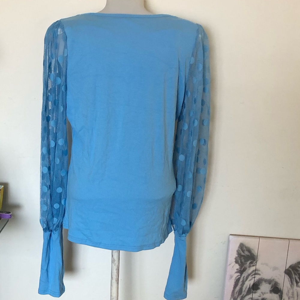 Women’s Ribbed Knit Top - Picture 2 of 5